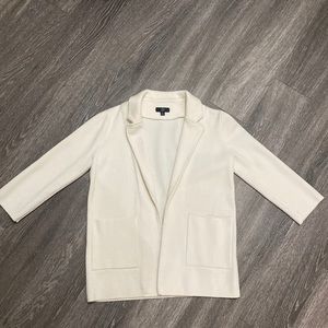 Super chic 3/4 sleeve blazer